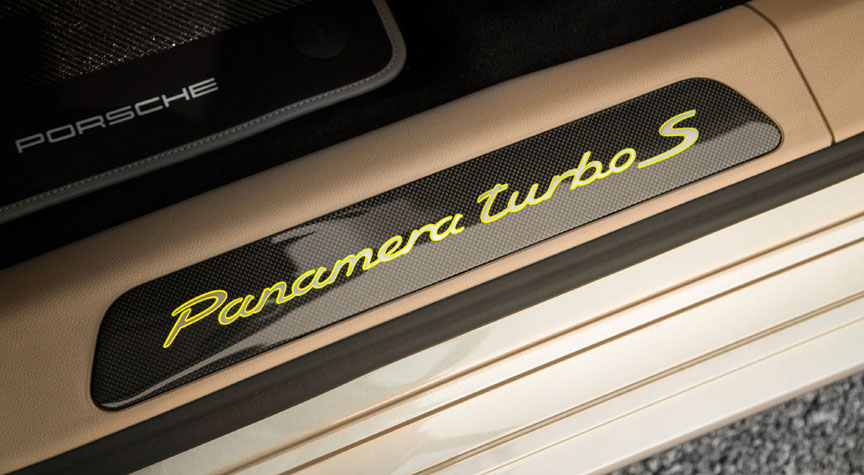 Panamera 971 Turbo S e-hybrid door sill