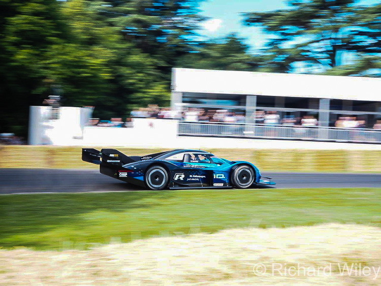 Goodwood Festival of Speed, 4-7 July 2019: The Volkswagen ID.R on its record run up the hill Goodwood Festival of Speed, 4-7 July 2019: The Volkswagen ID.R on its record run up the hill