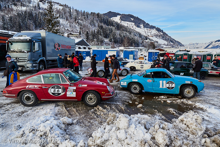 #86 Porsche 912 and #37 Volkswagen Karman Ghia 