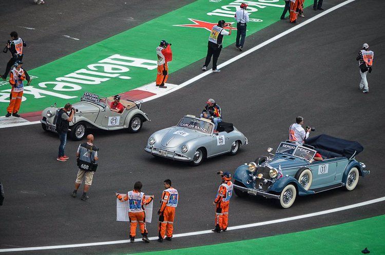 Driver’s Parade at the 2016 Mexican Formula One GP with Carlos Sainz