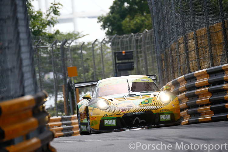 #55 Craft Bamboo Racing Porsche 911 GT3 R was driven by Darryl O'Young