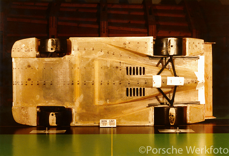 Type 956 scale model during aerodynamic research work at the Stuttgart University