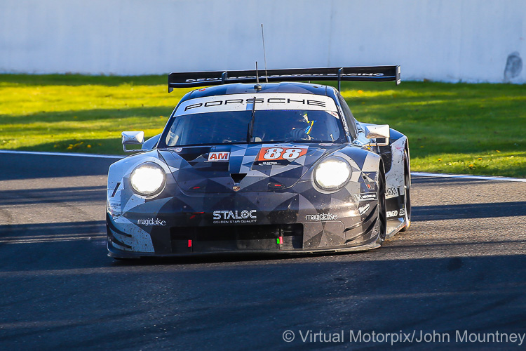 #88 Dempsey Proton Competition Porsche 911 RSR