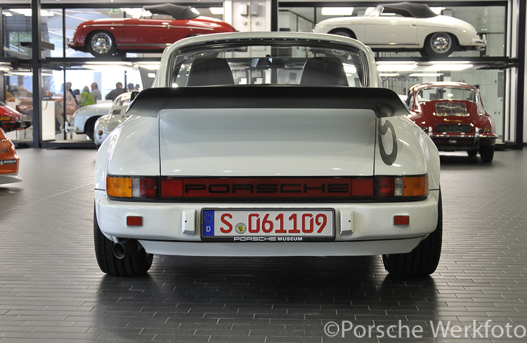 1985 prototype 911 Carrera 3.2 Club Sport in the Museum Workshop