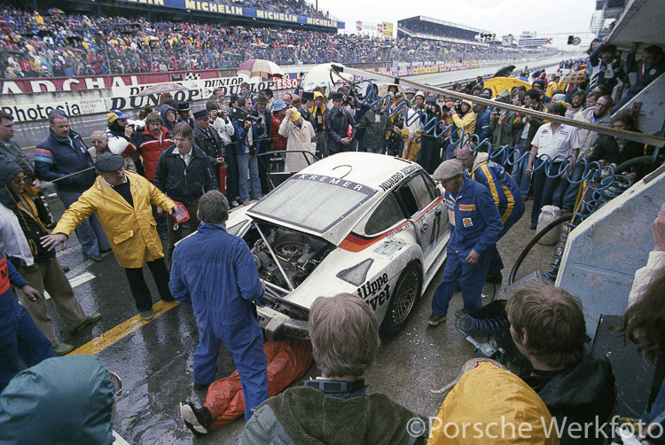 #41 Numero Reserve Kremer Porsche 935 K3 driven by brothers Bill and Don Whittington, and Klaus Ludwig