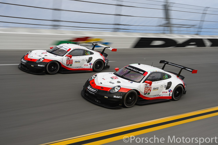 Porsche 911 RSR