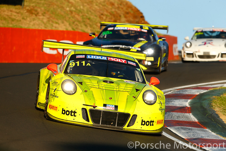 #911 Manthey-Racing Porsche 911 GT3 R #911 Manthey-Racing Porsche 911 GT3 R