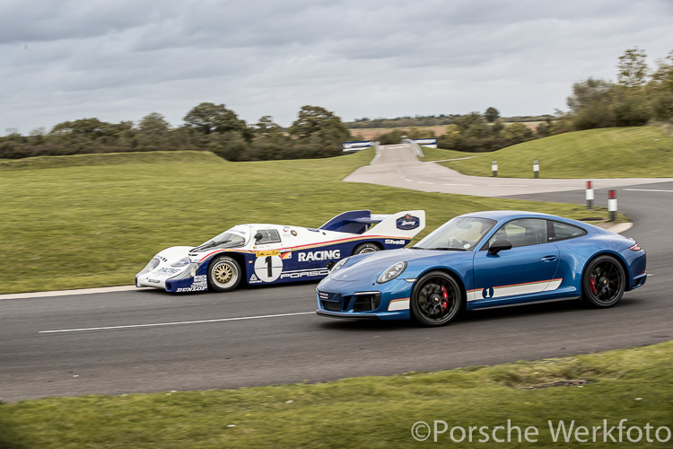 911 Carrera 4 GTS British Legends Edition