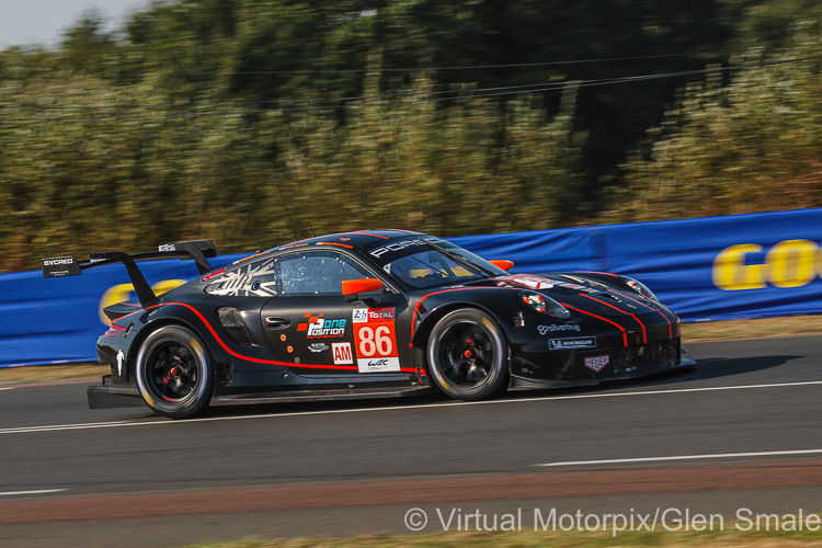 #86 Gulf Racing Porsche 911 RSR