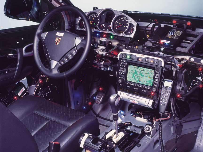 Porsche Cayenne 955 interior electronics