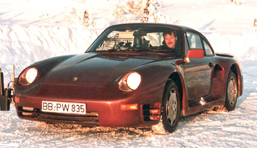 This 959 prototype differs from the 1983 Frankfurt show car 