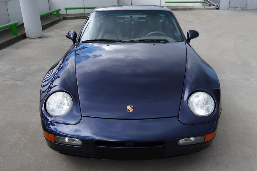 Porsche 968 front view