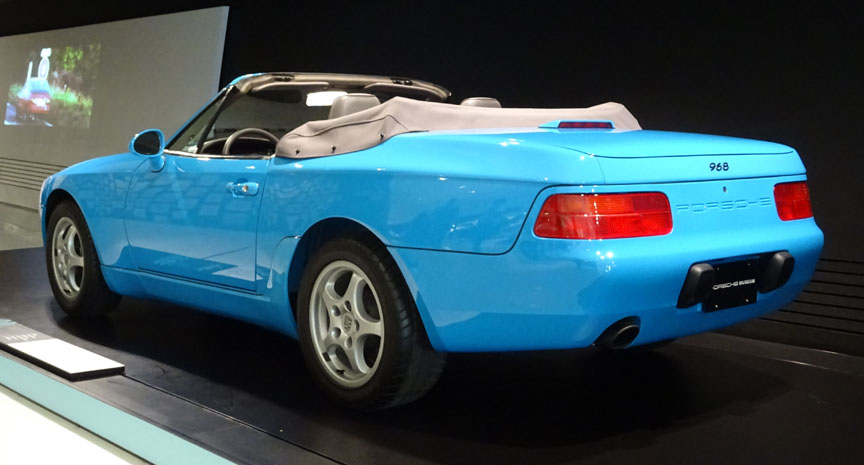 Porsche 968 Cabriolet, rear corner view