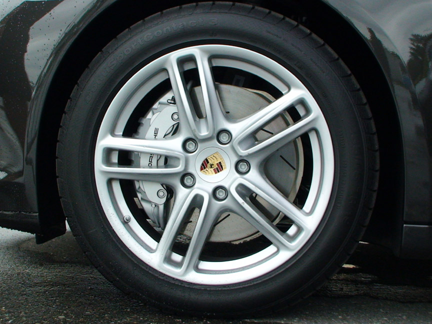 Porsche Panamera 970.1 S/4S front brake and wheel