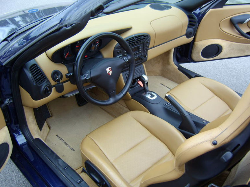 Porsche Boxster 986 beige seats and dashboard