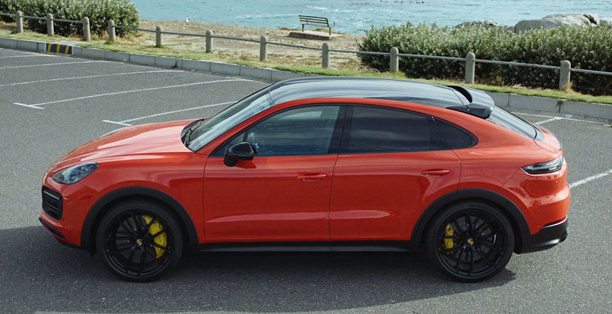 2019/2020 Porsche Cayenne Coupe in Lava Orange