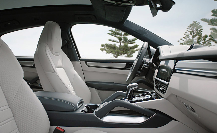 2019/2020 Porsche Cayenne Coupe interior