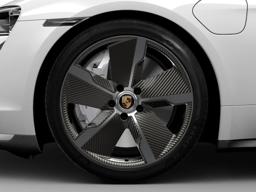 Porschr Taycan wheel with carbon fibre