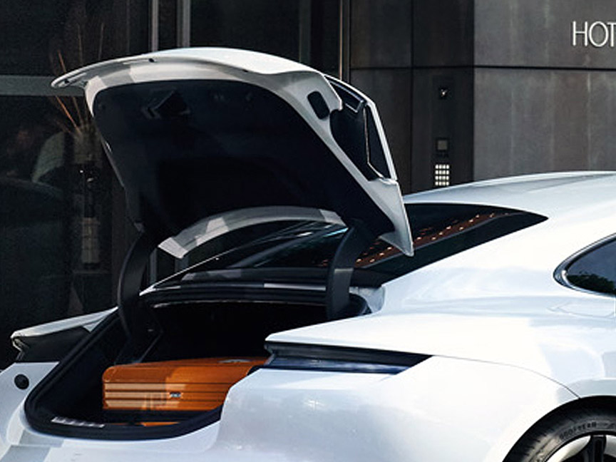 Porsche Taycan, rear hatch open