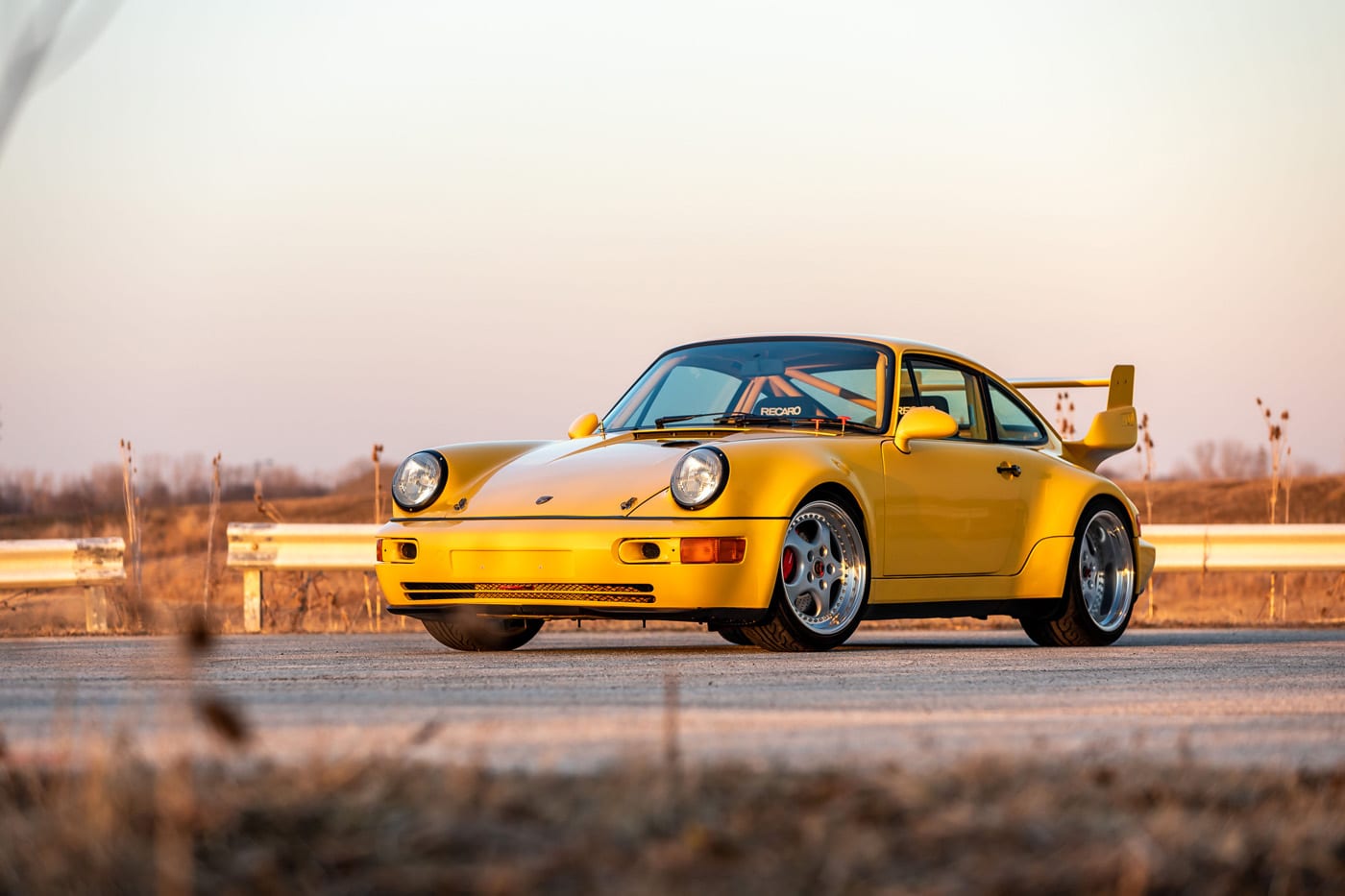 Porsche 911 Carrera RS (964) - The 964 RS