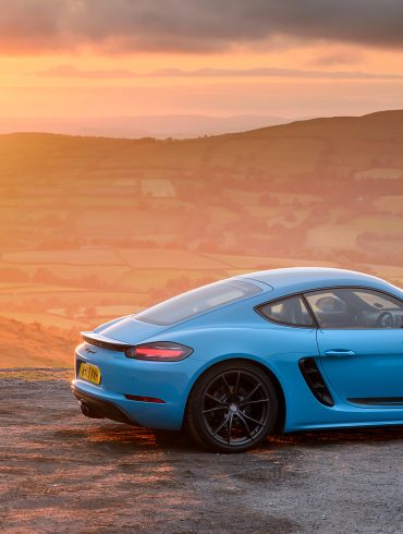 Porsche 718 Cayman T (2020) – Specifications
