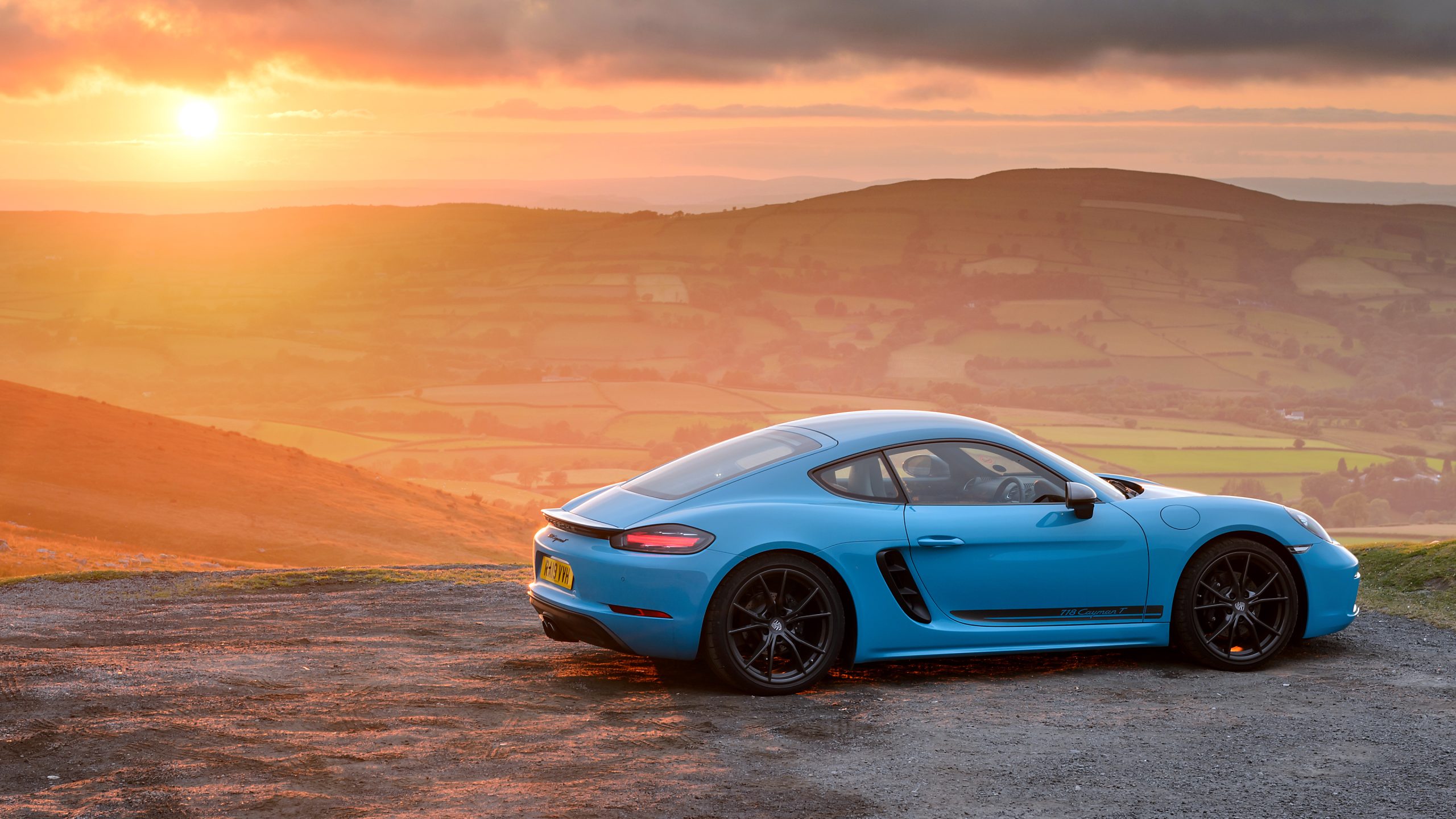 Porsche 718 Cayman T (2020) – Specifications