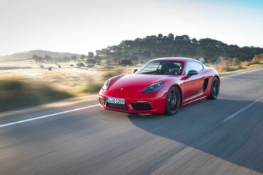 Porsche 718 Cayman T (2021) – Specifications