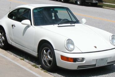 Porsche 911 (964) European Specs