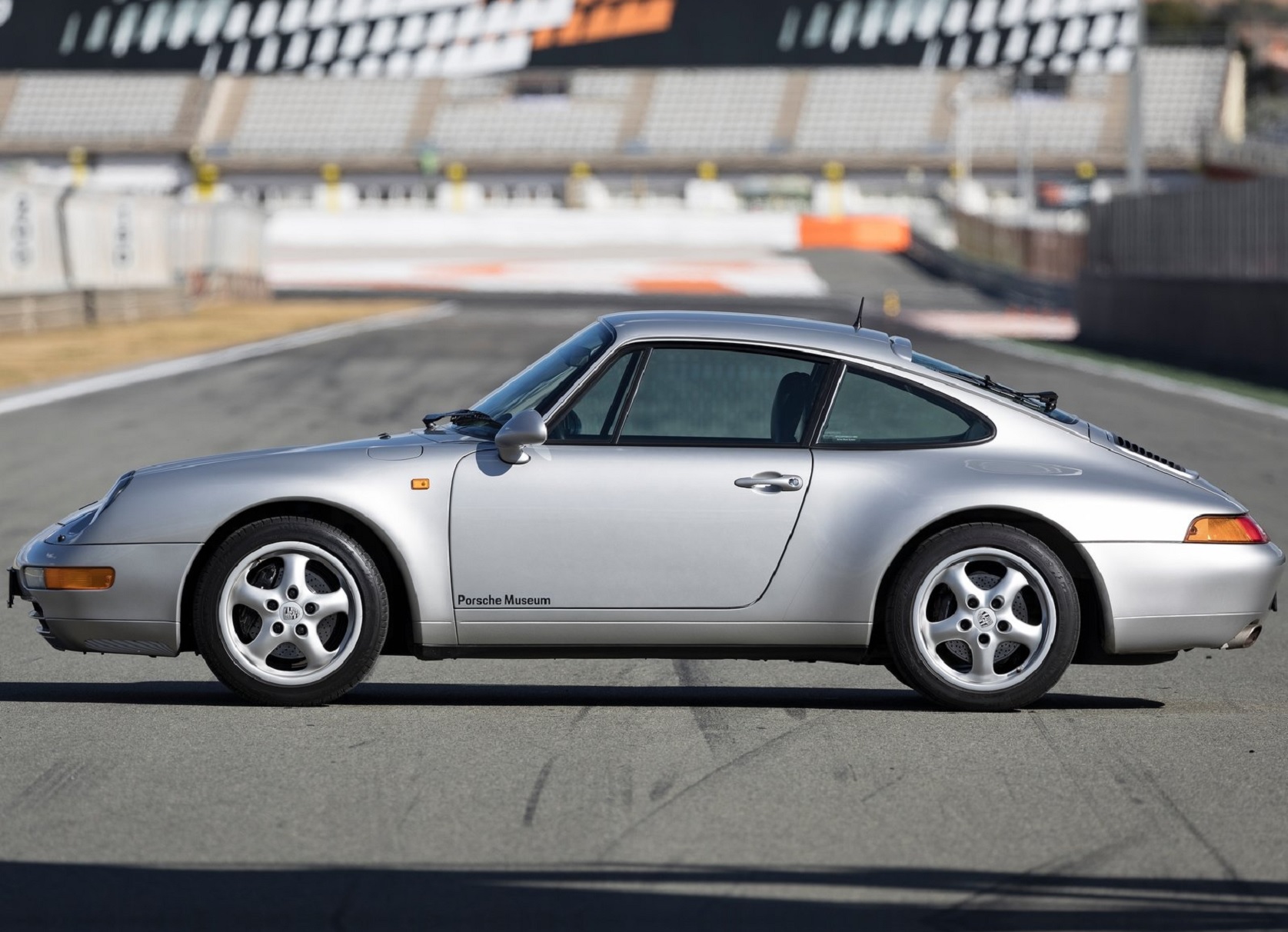 Porsche 911 993 (1993 - 1998) – Engine Torque Specs