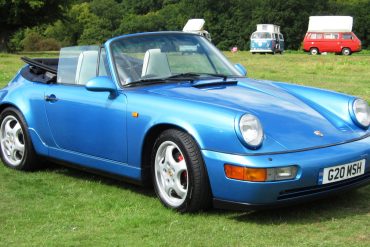 Porsche 911 Carrera 2 Cabriolet (1990) – Specifications