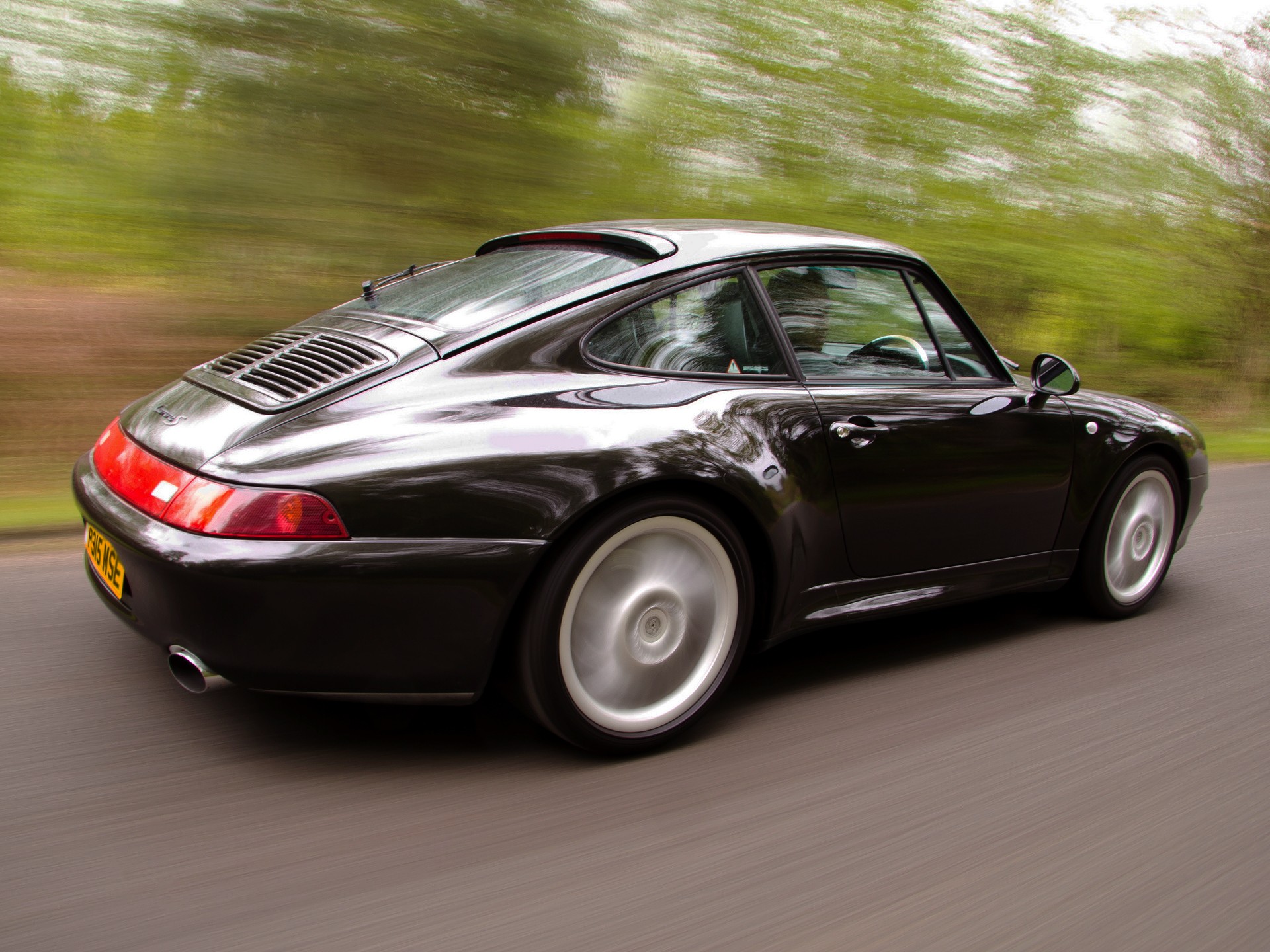 Porsche 911 Carrera S (1997) – Specifications & Performance - Stuttcars