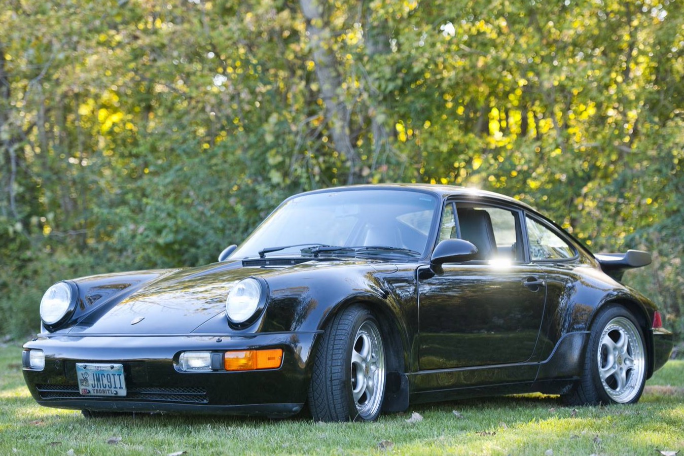 Porsche 911 Turbo 3.3 Coupe (1992) – Specifications