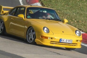 Porsche 993 RS 'Clubsport' Driving Hard