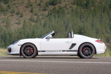 VIDEO: Porsche Boxster Spyder (987) Review