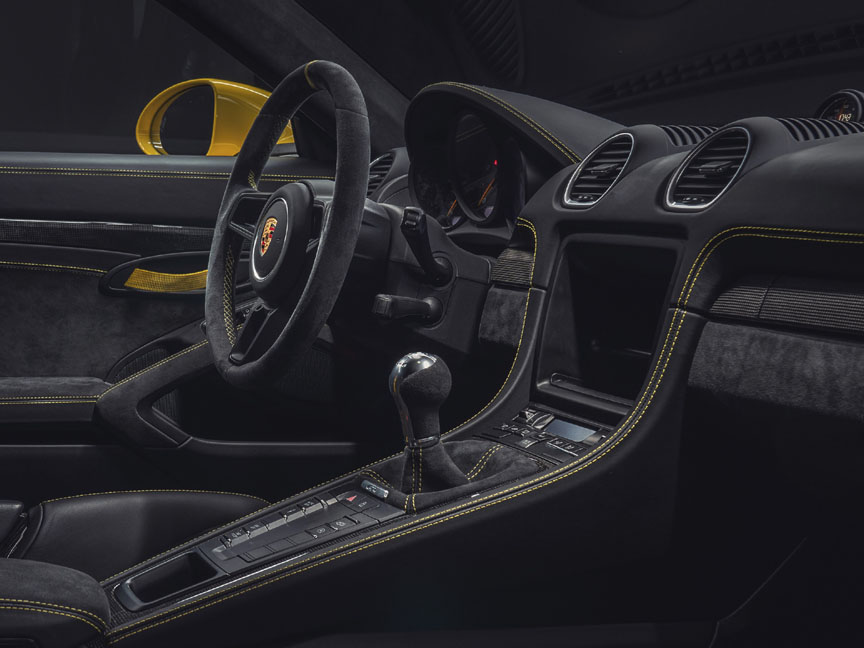 2020 Porsche 718 (982) GT4