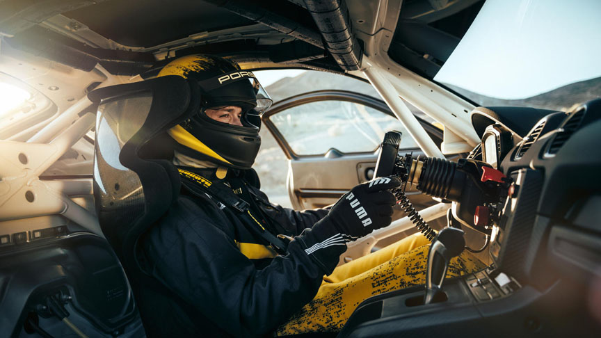 2019 Porsche 718 Cayman GT4 racing car cockpit