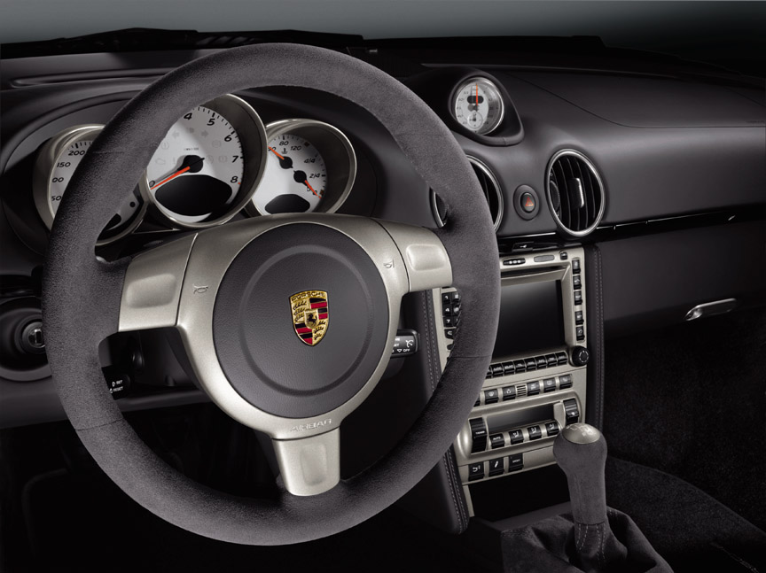Porsche Cayman S Sport alcantara interior