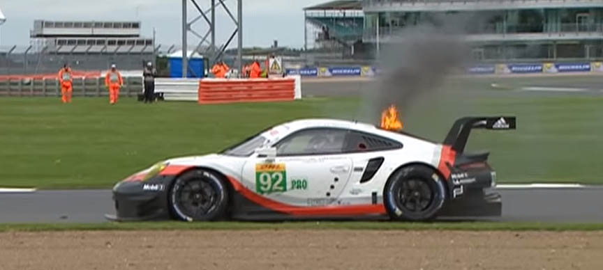 2017 April 16, Silverstone 6 hour FIA WEC, Porsche 911 991 RSR mid-engine fire