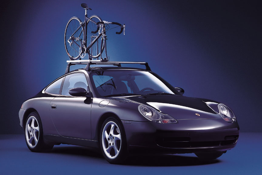 Porsche 911 996 Carrera with roof rack (roof transport system) bike holder