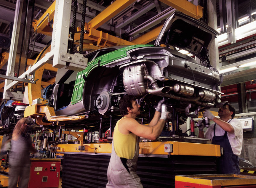 Porsche 911 996 production in Stuttgart Zuffenhausen, marriage