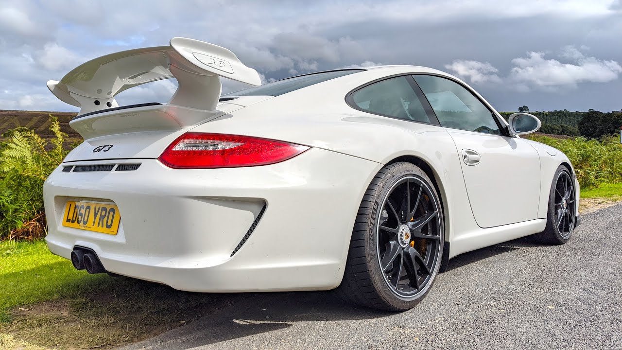 Incredible Porsche 911 997.2 GT3