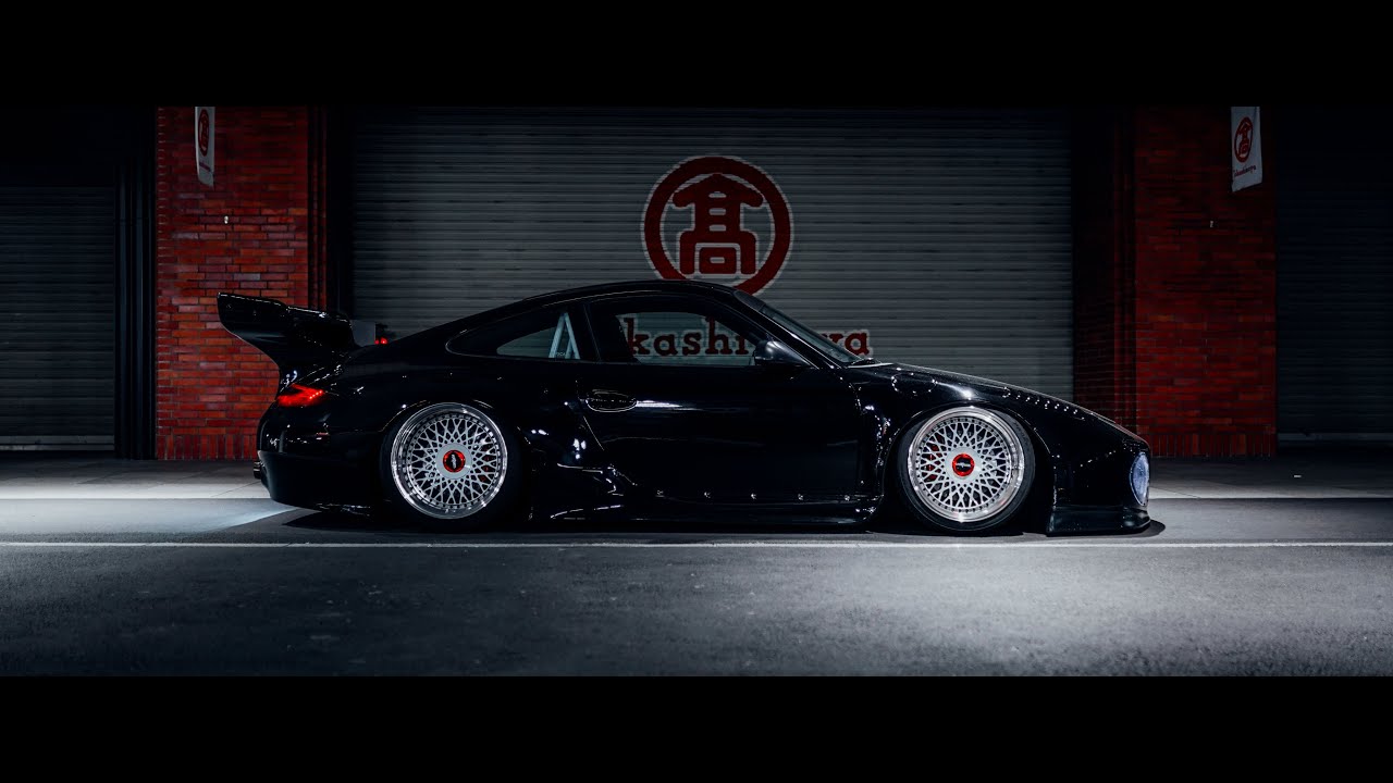 Mun's Old & New Widebody 997 Porsche in Tokyo