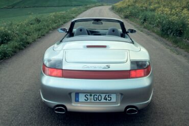 Porsche 911 Carrera 4S Cabriolet (996) (2003) – Specifications