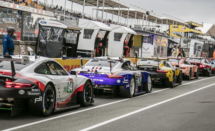 2018 Le Mans qualification, Porsches on the pit lane
