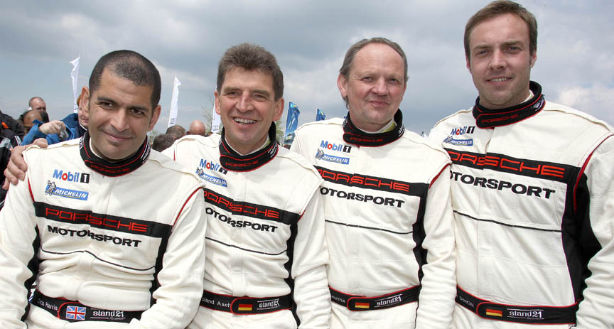 2010 Nürburgring 24 Porsche 911 997 GT3 RS 3.8 team - Harris, Asch, Saurma, Simon