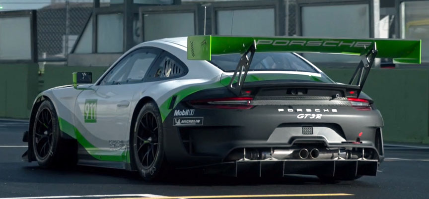 Porsche 911 991.2 GT3 R rear corner view