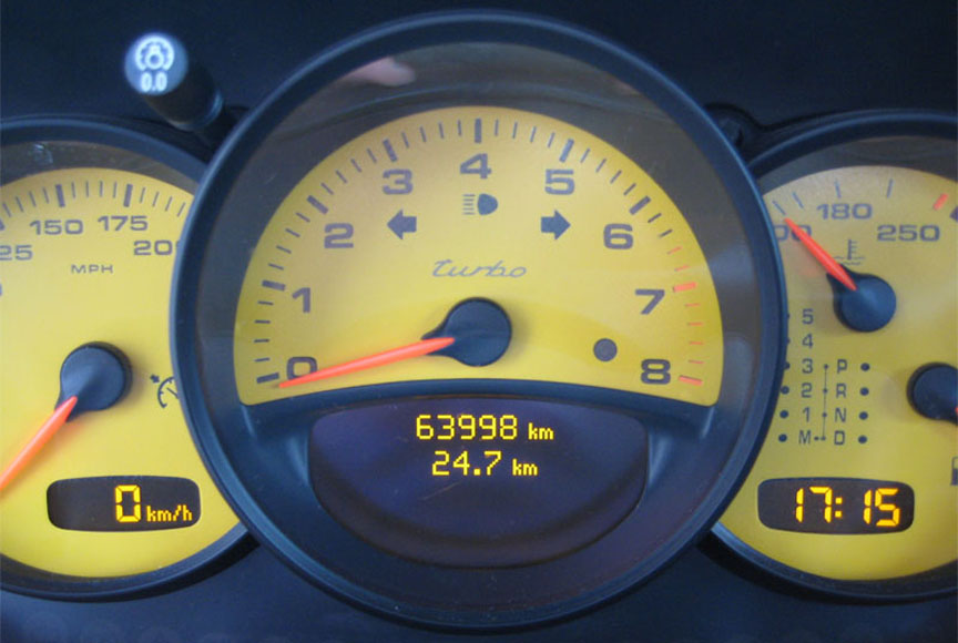 Porsche 911 996 Turbo instrument cluster, yellow