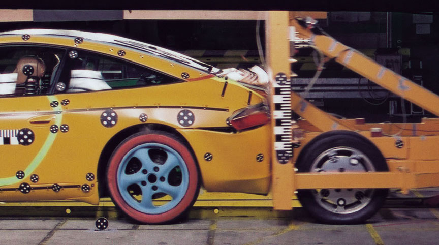 Porsche 911 996 Targa crash test