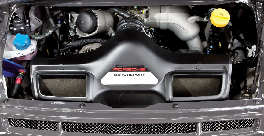 Porsche 911 997.2 GT3 Cup 3.8 engine room 2010