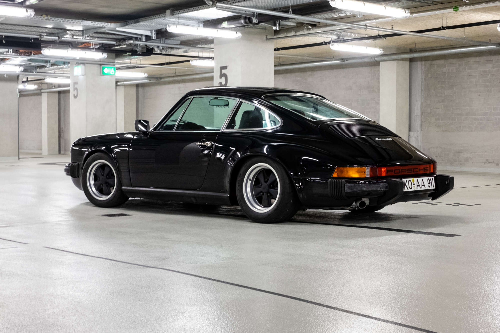 Porsche 911 Carrera  Coupe (1976-1977) – Pictures & Gallery - Stuttcars